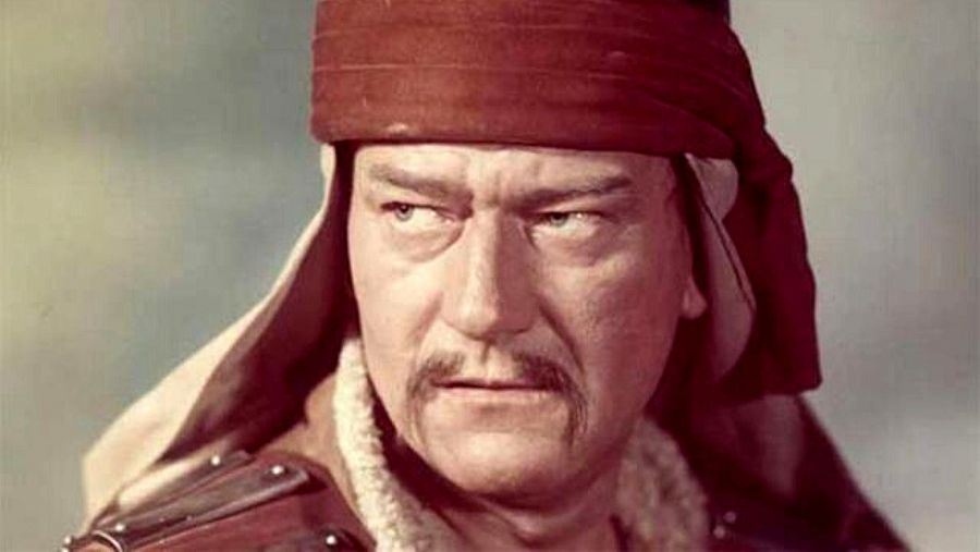 John Wayne caractetizado como Genghis Khan en 'El conquistador de Mongolia' (1956)