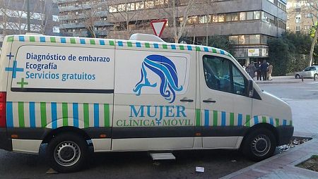 La 'Ambulancia Vida', a pocos metros de la clínica Dator.