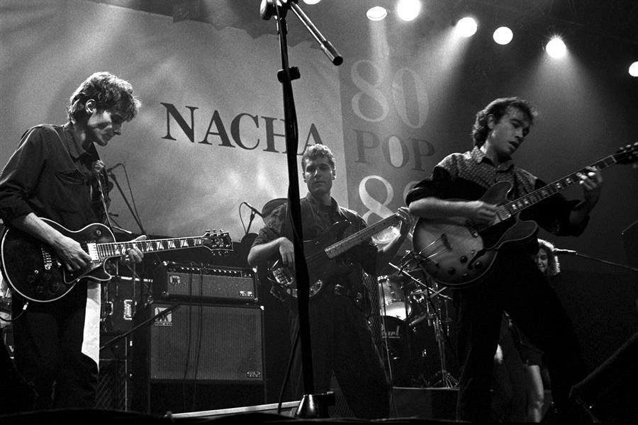 Antonio Vega en un concierto de Nacha Pop en 1988