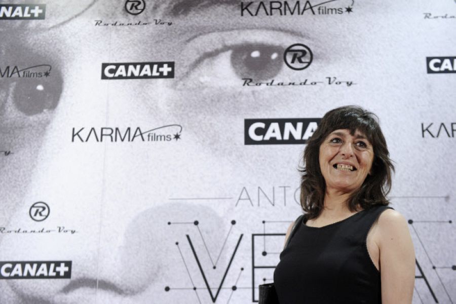 Teresa Lloret durane la prmiere del documental 'Antonio Vega: tu voz entre otras mil
