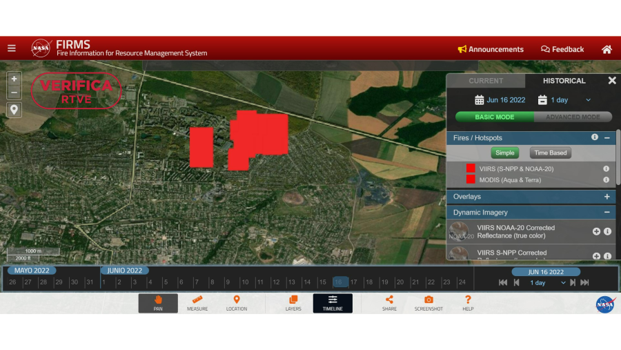 Captura de FIRMS que muestra la zona incendiada en rojo con el sello: VerificaRTVE