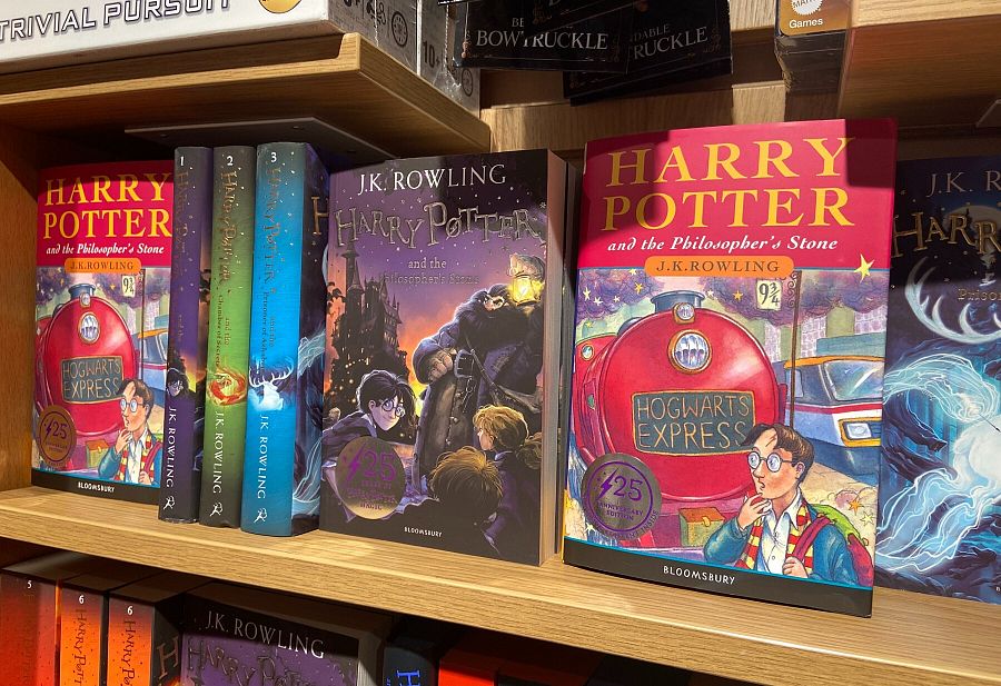 Portadas originales de los tres primeros libros de la saga Harry Potter