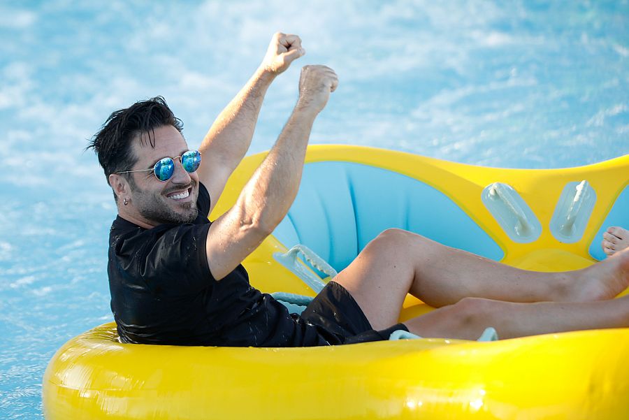 David Bustamante en un acto promocional de Warner Bros