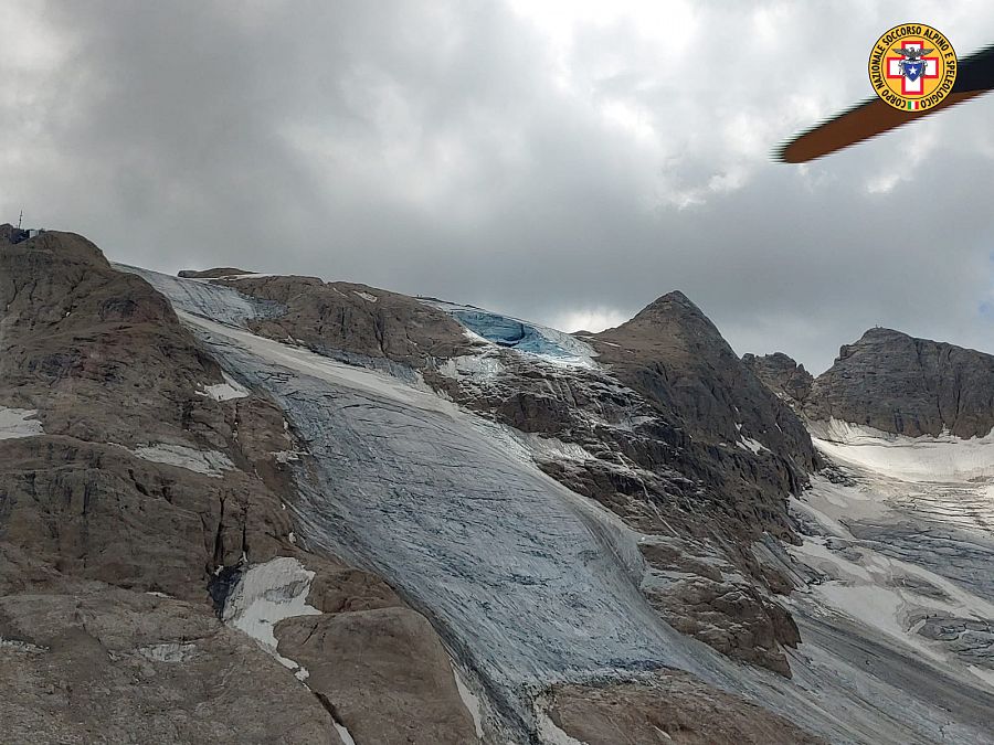 Seis muertos y ocho heridos en desprendimiento de glaciar en Álpes italianos