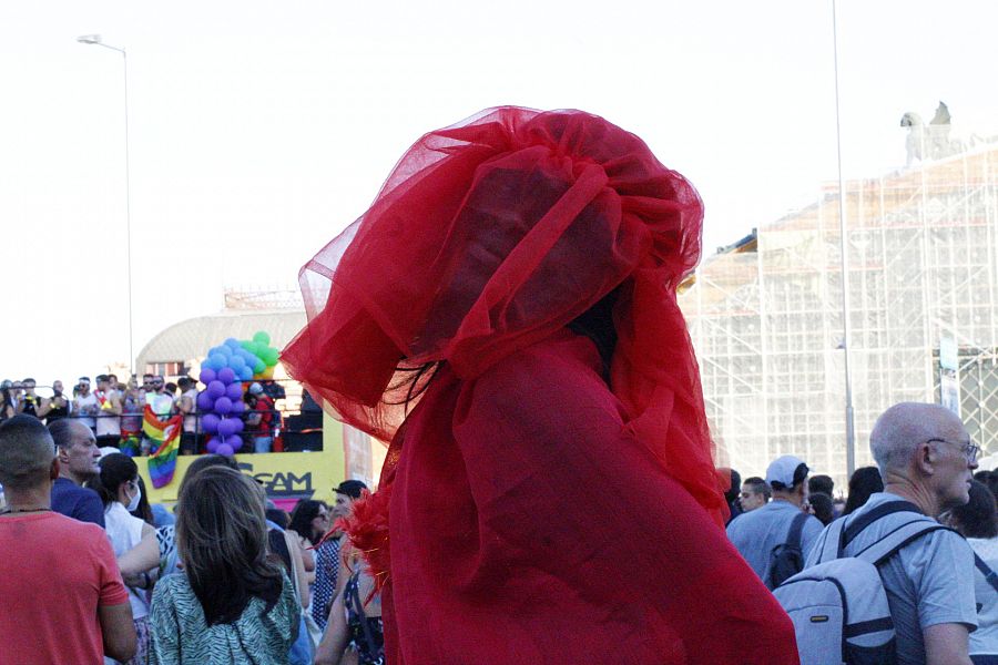 Tigresa posa durante la manifestación del Orgullo LGTBIQ+