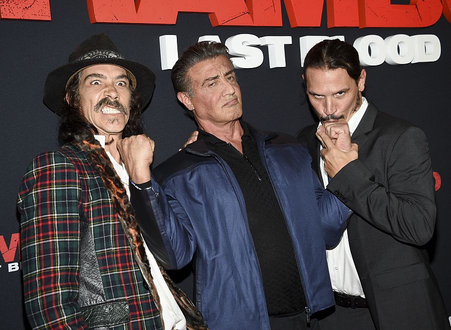 Óscar Jaenada, Sylvester Stallone y Sergio Peris-Mencheta