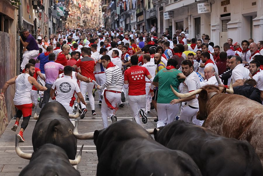 Los toros han completado el recorrido en dos minutos y 14 segundos, el encierro más rápido de 2022.