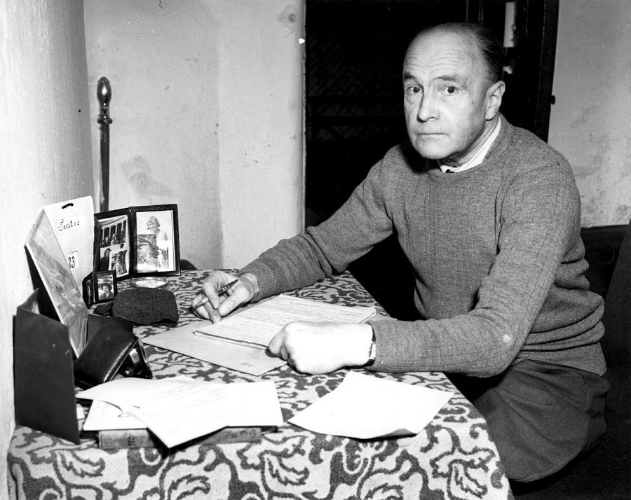 El Mariscal de Campo Walther Von Brauchitsch vivió sus últimos años apartado de sus funciones: fue uno de los generales a quien Hitler culpó de la derrota em el frente ruso