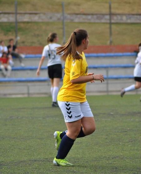 Teresa disfrutando de su gran pasión: El fútbol