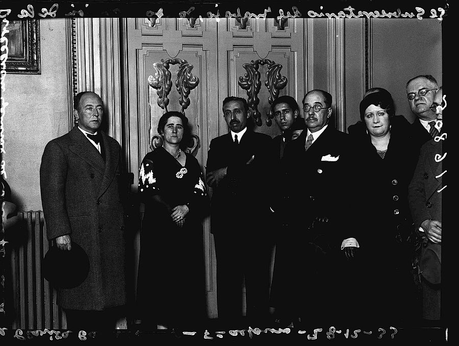 Clara Campoamor toma posesión como Directora General de la Beneficencia