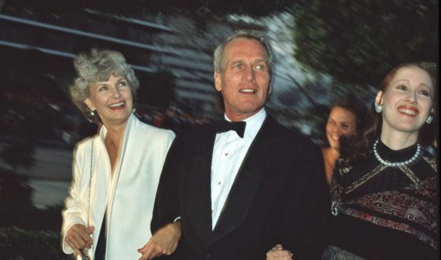 Joanne Woodward, Paul Newman y Susan Kendall Newman (1981)