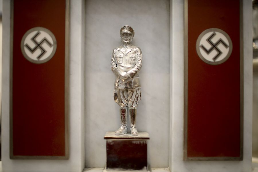 Estatua de Adolf Hitler