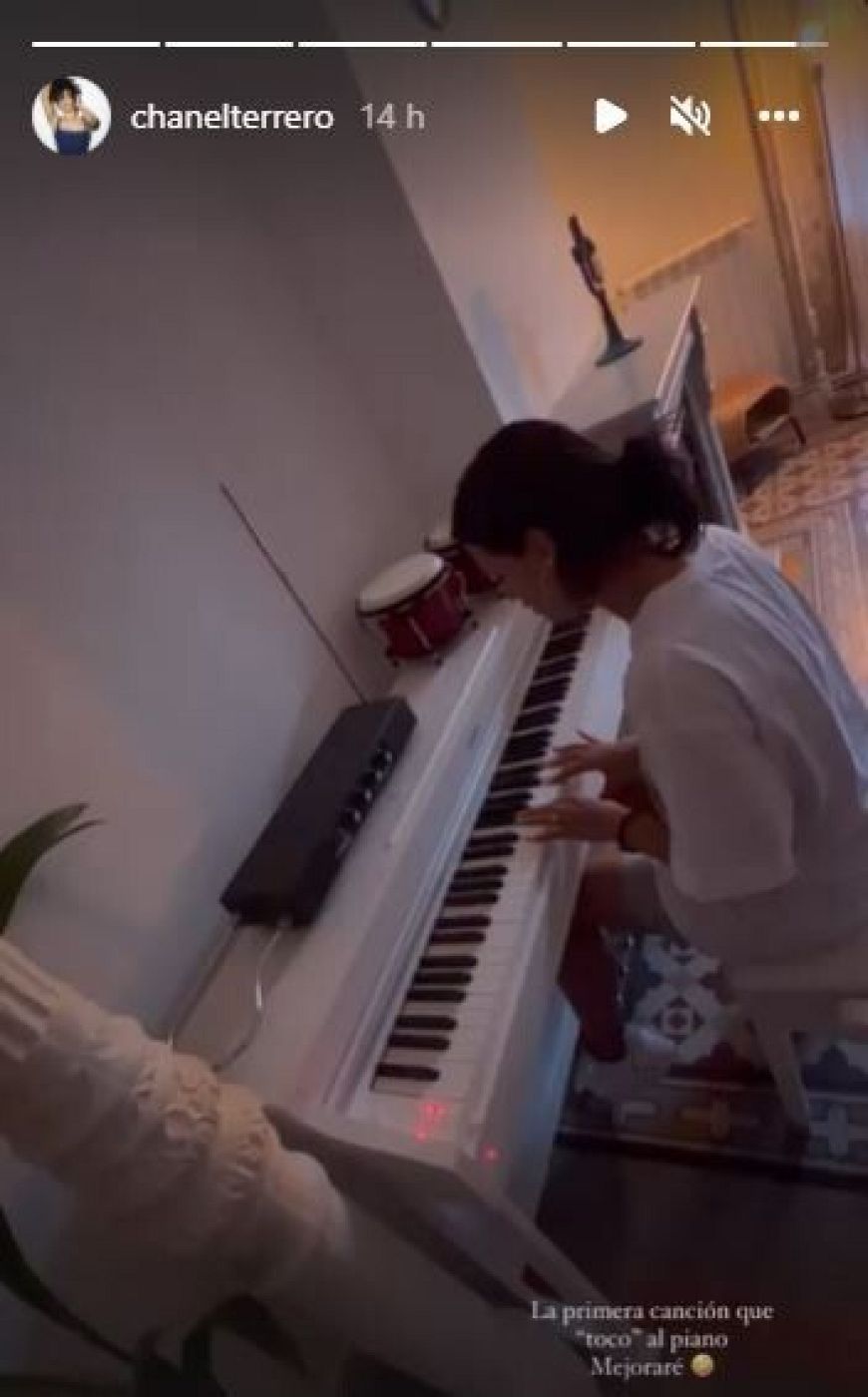 Chanel a piano