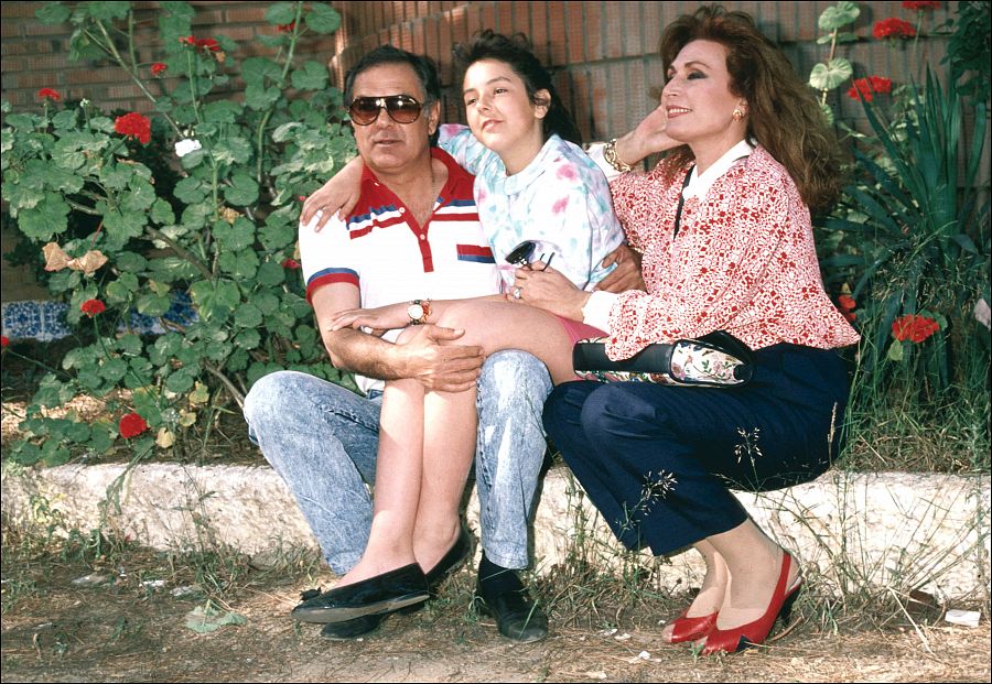 Rocío Carrasco junto a su padre Pedro Carrasco y su madre Rocío Jurado