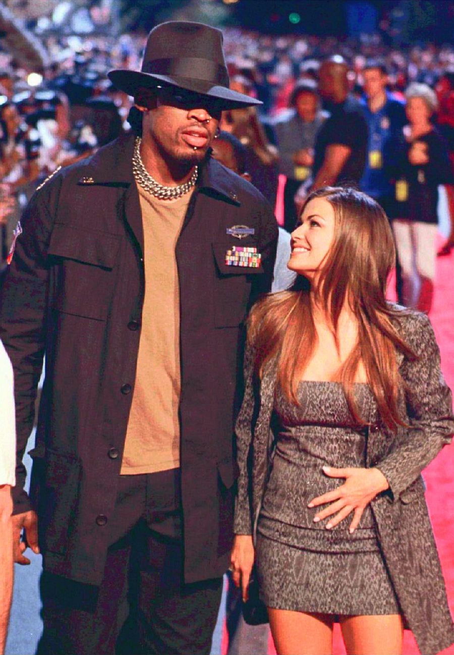 Dennis Rodman jugador baloncesto carmen electra actriz matrimonio