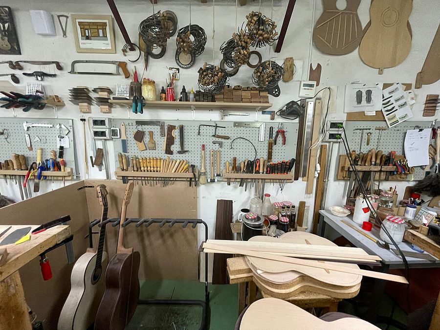 El taller de Guitarras Ramírez situado en la calle madrileña del General Margallo