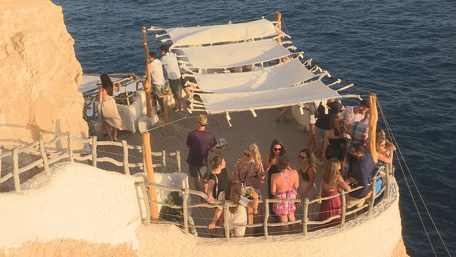  Disfrutando la gastronomía y las vistas de Menorca