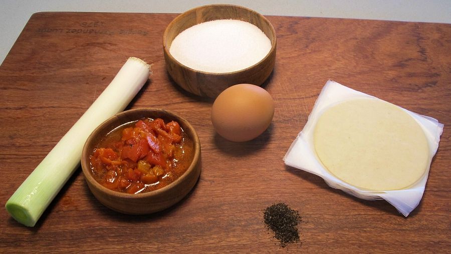 Ingredientes para cocinar unas empanadillas de verduras