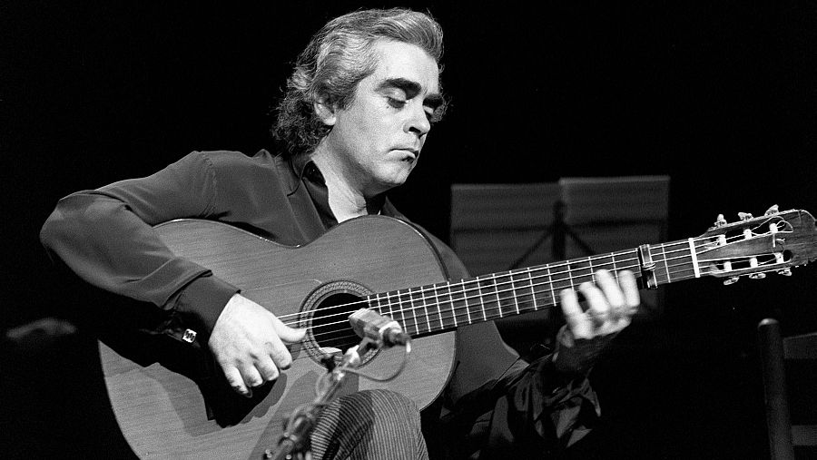 Manolo Sanlúcar, en el Teatro Albéniz de Madrid, dentro del Festival de Jazz, en una imagen de 1987.