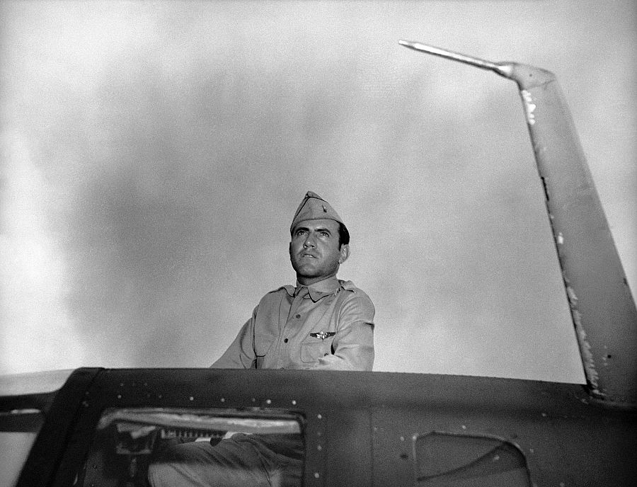 El verdadero Louis Zamperini, protagonista de 'Invencible'