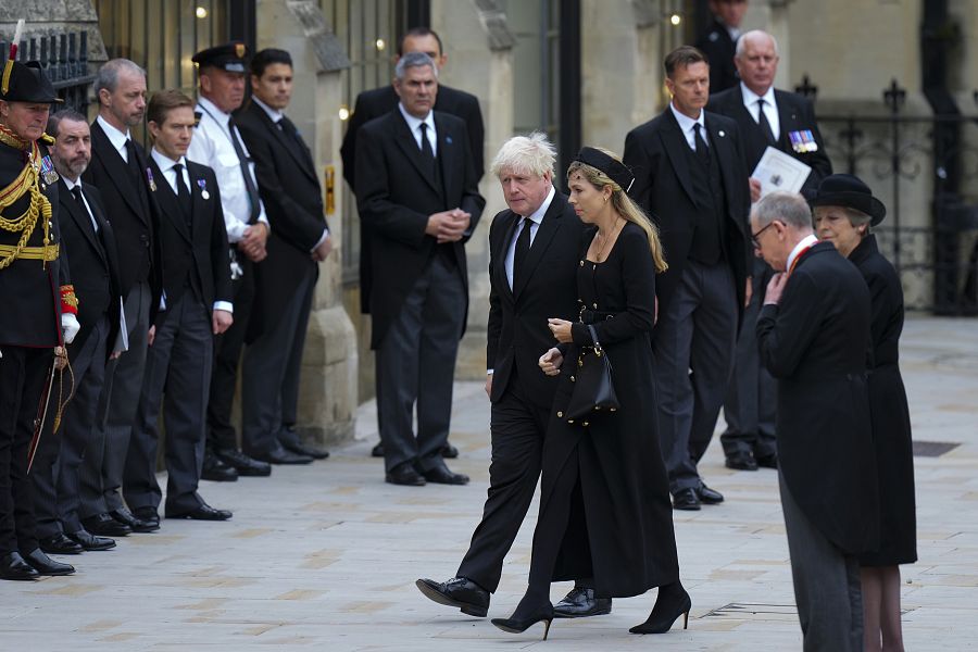 El ex primer ministro británico Boris Johnson llega a Westminster
