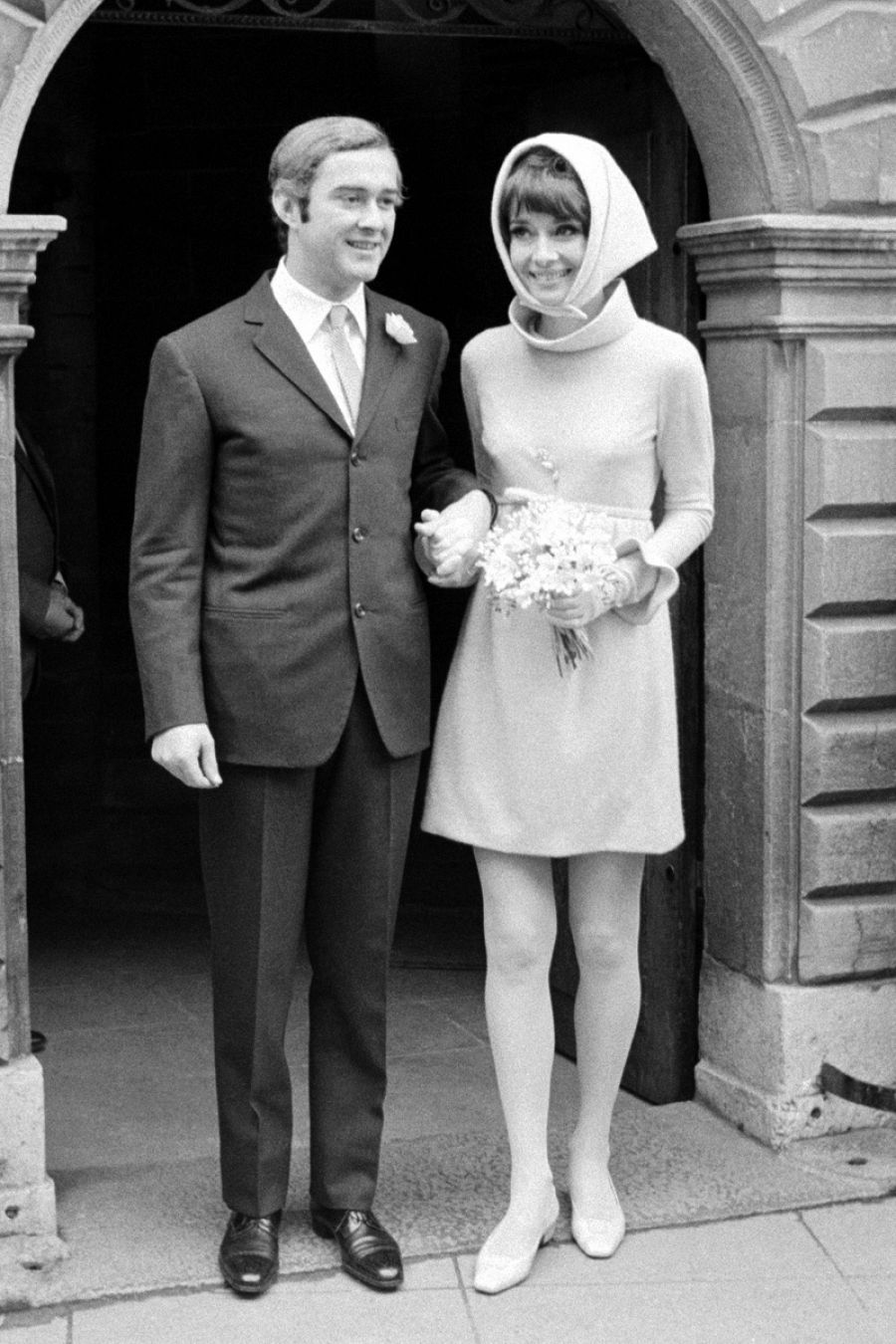 Audrey Hepburn y Hubert de Givenchy novia