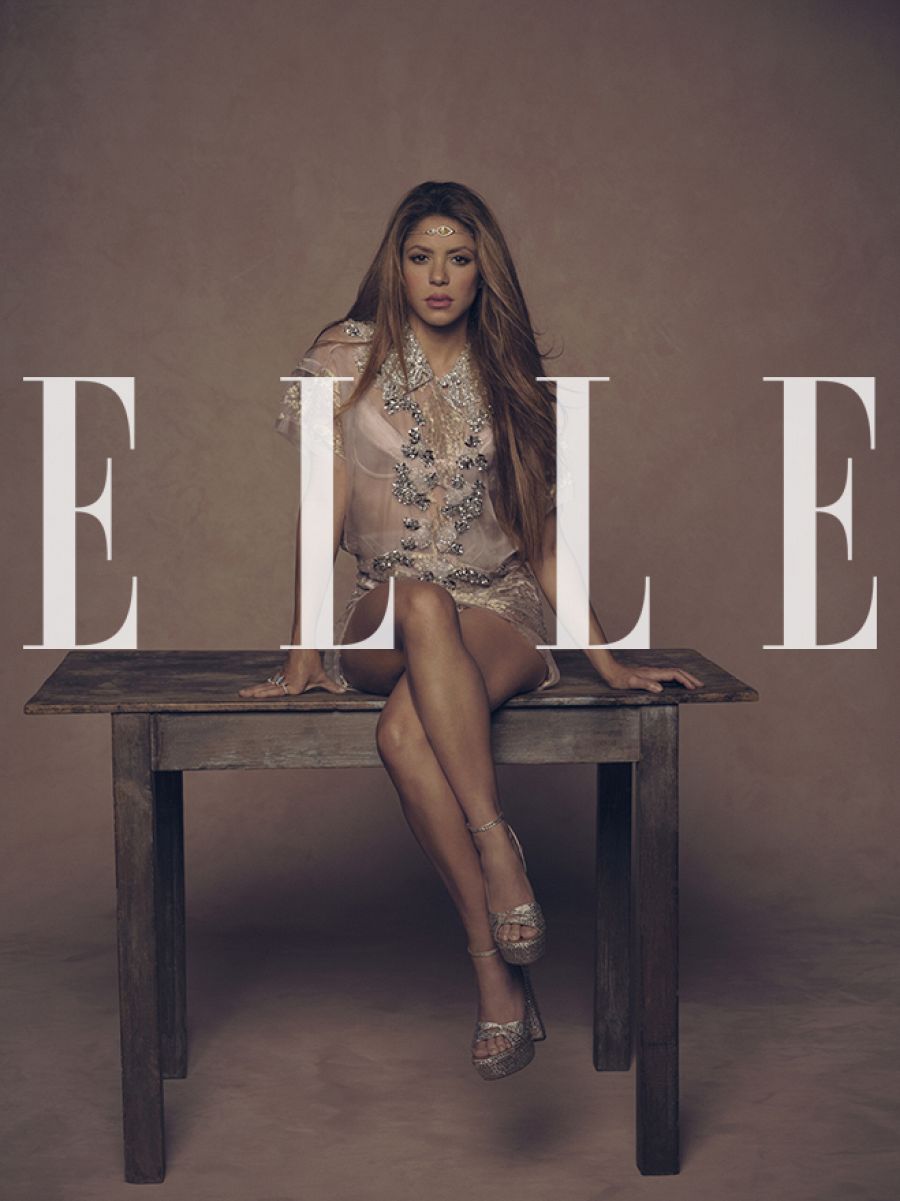 Shakira posa para la revista 'ELLE'
