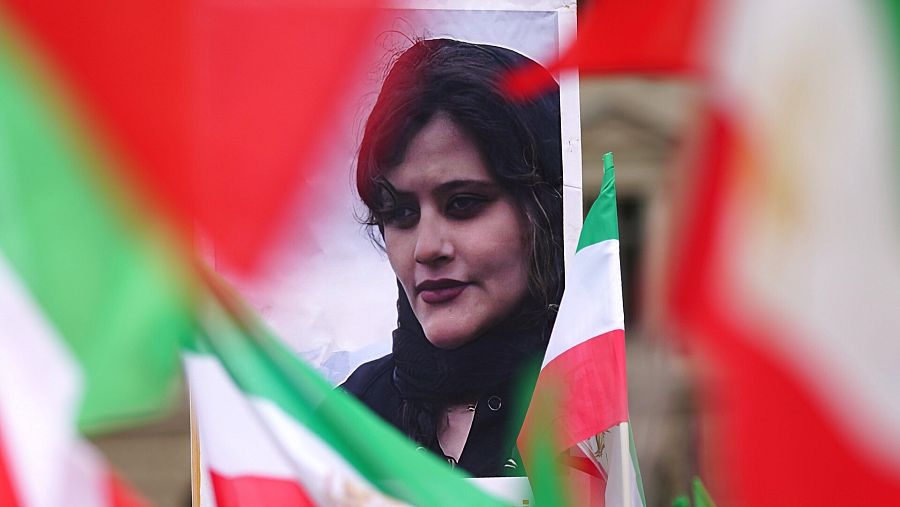 Un retrato de Mahsa Amini