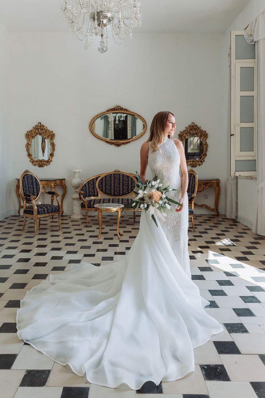 Rosa Clará diseña el vestido de boda de Esmeralda Moya