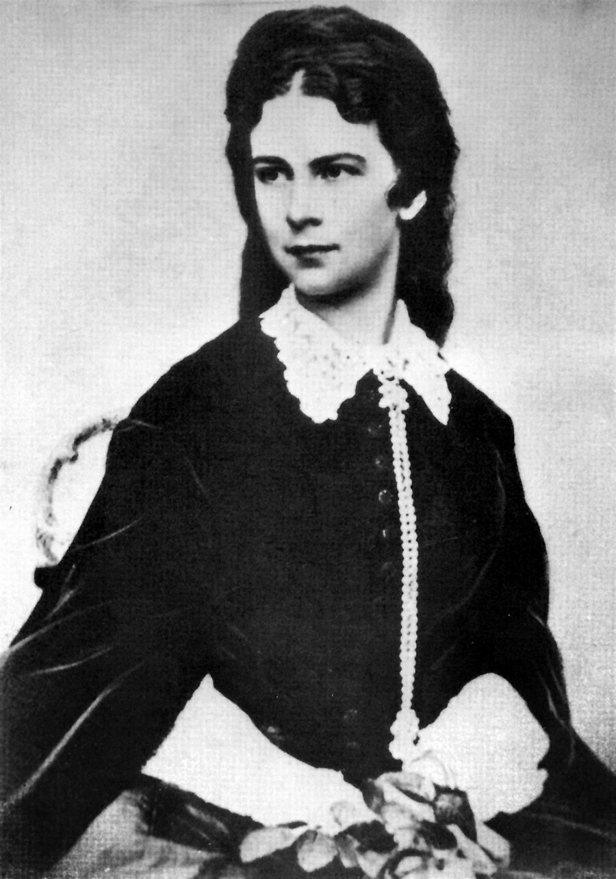 Isabel de Austria, Sissi, a los 16 años