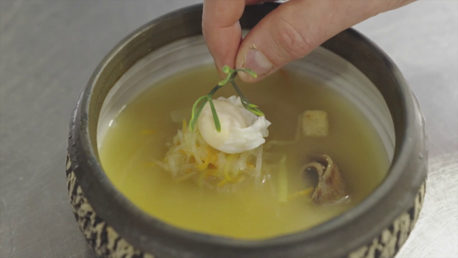 El fonoll marí és un ingredient essencial per fer el 'Cim i Tomba' a Can Simón