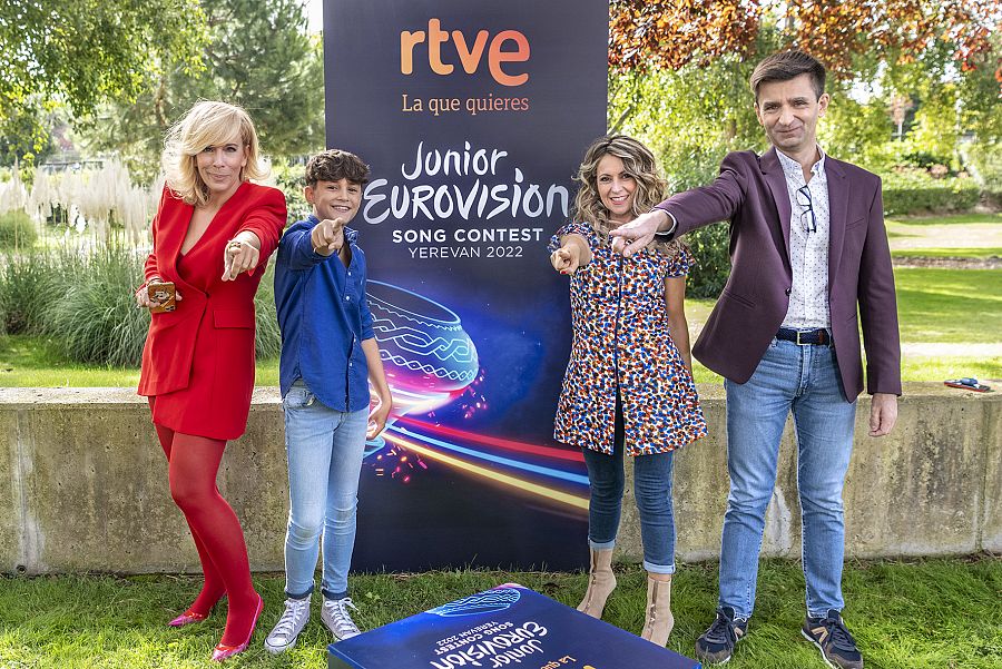  María Eizaguirre, Carlos Higes, Eva Mora y José Pablo López.