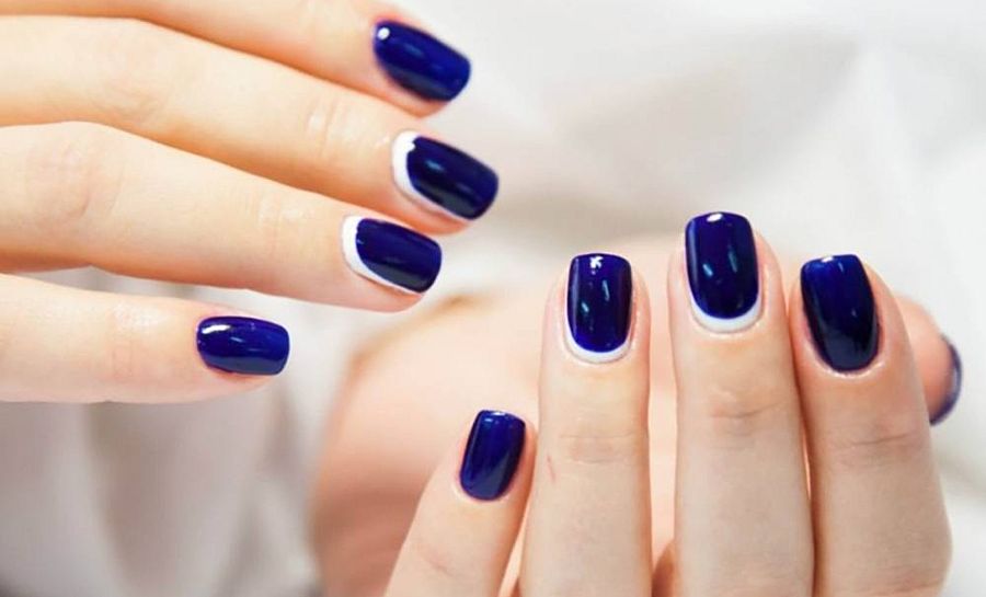 Maquillajes y manicuras también se apuntan a la tendencia Klein este otoño