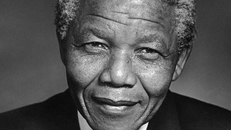 Primer Plano de Nelson Mandela, ex presidente de Sudáfrica