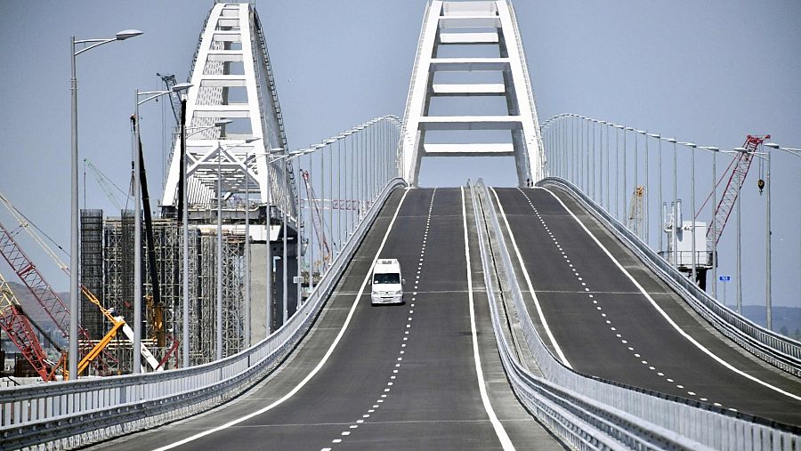 El puente de Kerch, símbolo de la anexión rusa de Crimea clave para Putin