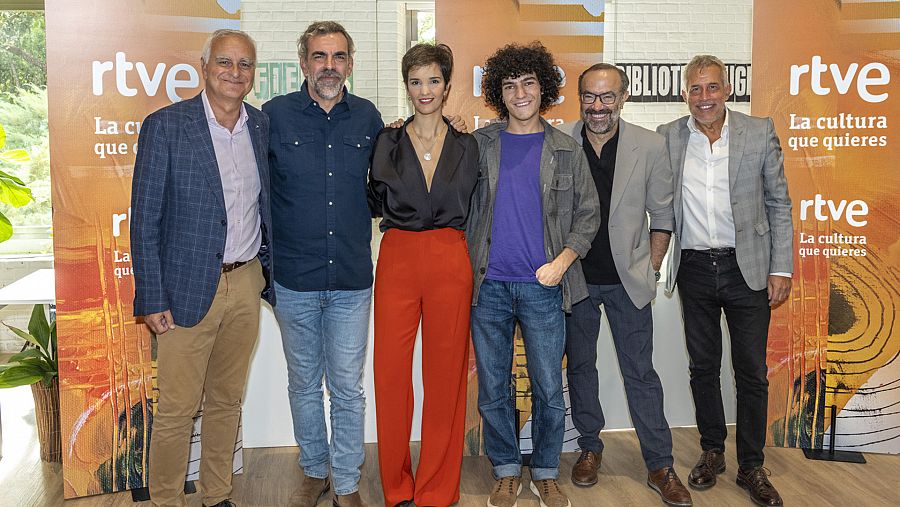 Samuel Martín Mateos, Miguel Ángel Hoyos, Paula Sainz-Pardo, Mario Obrero, Jesús Marchamalo e Ignacio Elguero