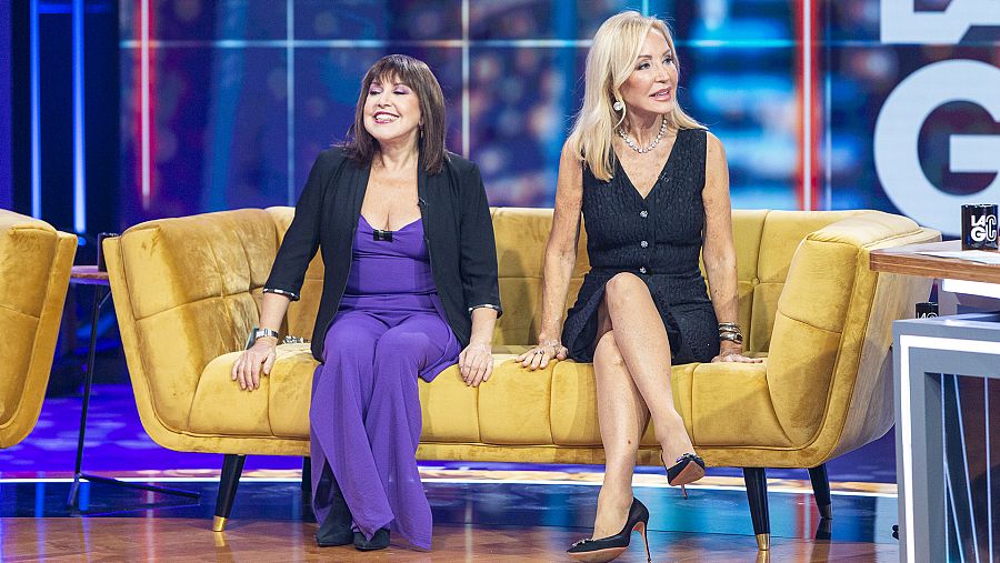 Carmen Lomana desvelo lo que le ocurrió la primera vez que probó un juguete erótico