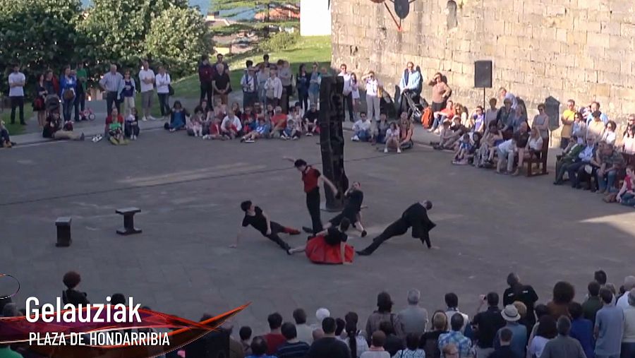 Danza vasca plaza Hondarribia