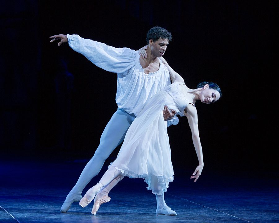 Carlos Acosta y Tamara Rojo durante el ensayo general de Romeo y Julieta del English National Ballet en The Royal Albert Hall, Londres, el 10 de junio de 2014