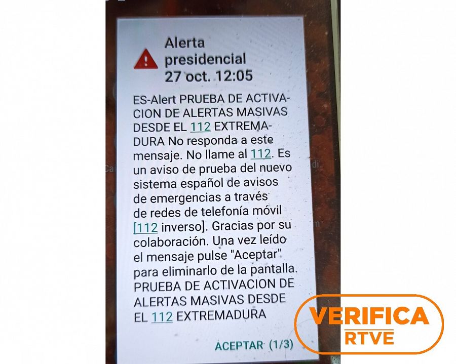Mensaje de alerta de prueba a un teléfono móvil en la zona de Extremadura el 27 de octubre. Con el sello VerificaRTVE