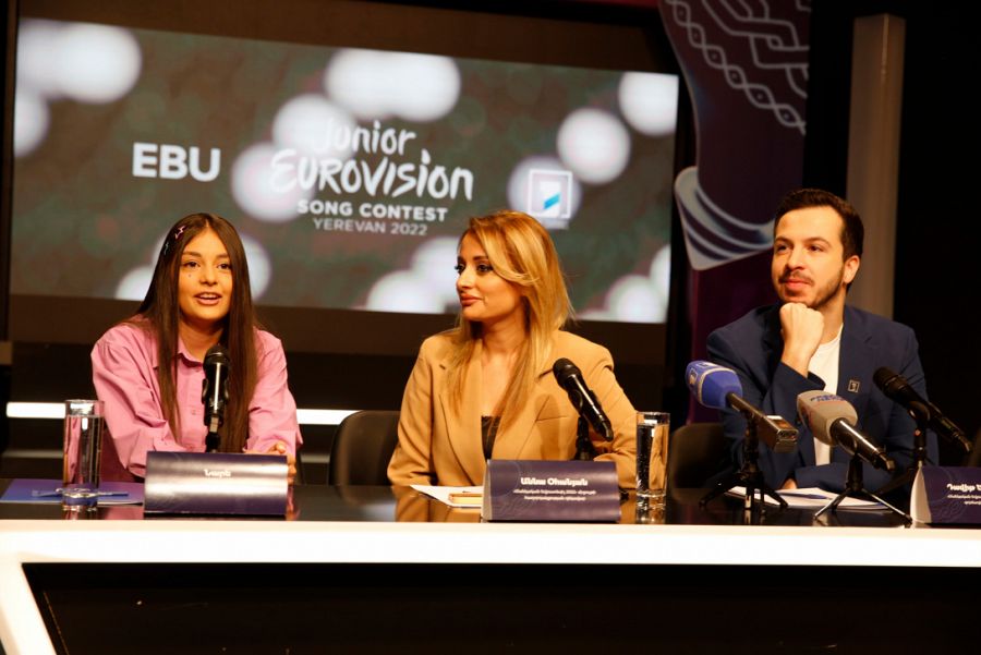 La representante de Armenia, Nare Ghazaryan, durante una rueda de prensa de la AMPTV