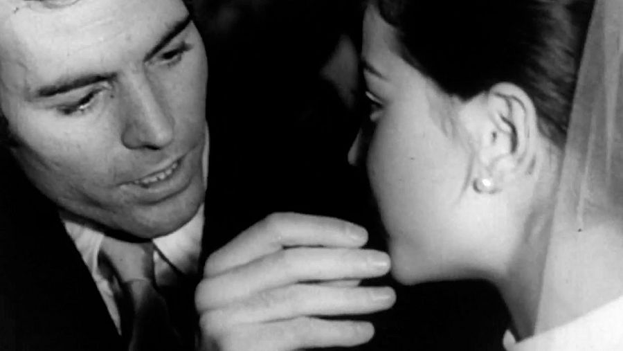 Julio Iglesias e Isabel Preysler durante la ceremonia de su boda