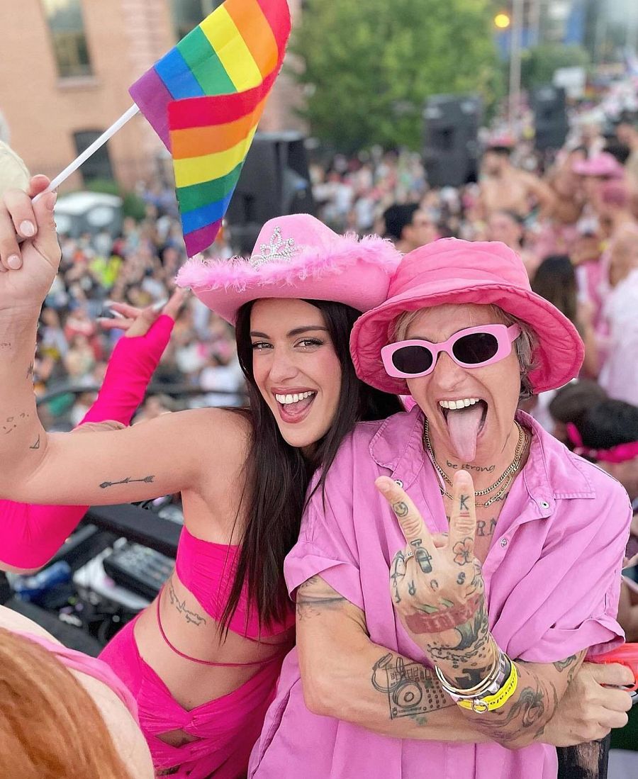 Dulceida en el desfile del Día del Orgullo