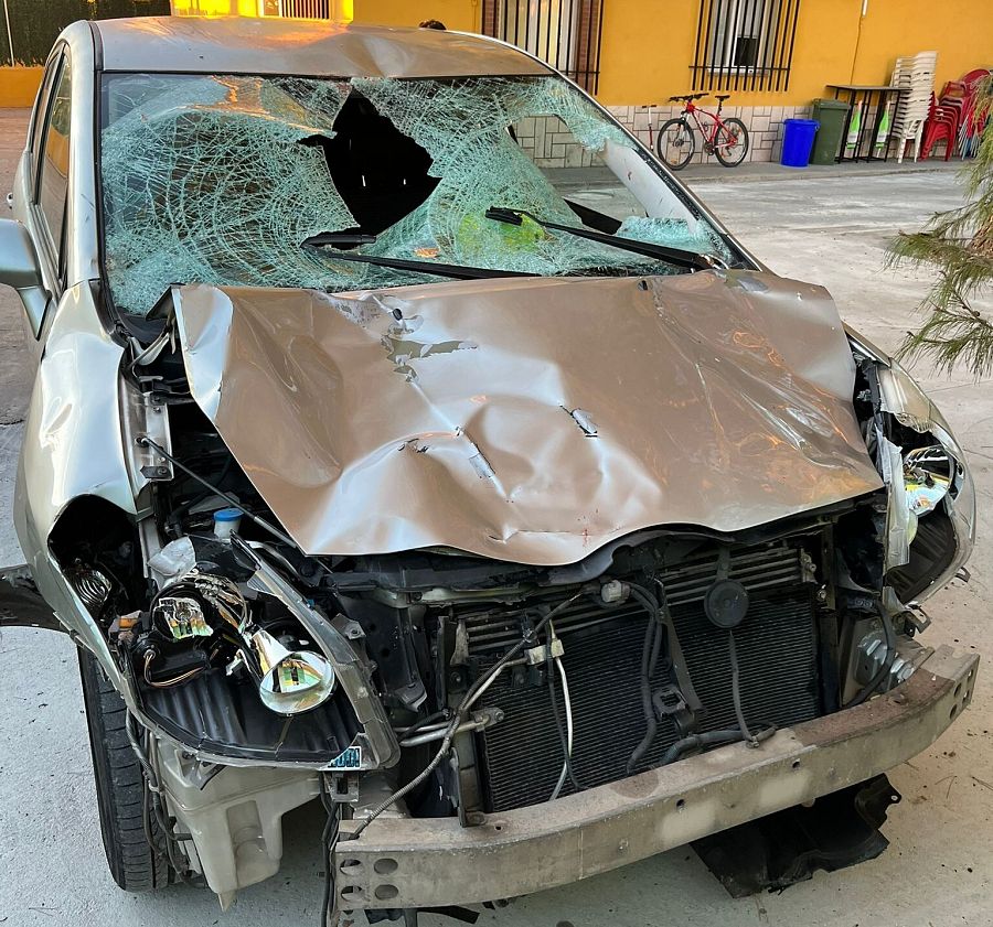 Imagen del automóvil en el que viajaban los presuntos autores del atropello mortal en Torrejón de Ardoz (Madrid).