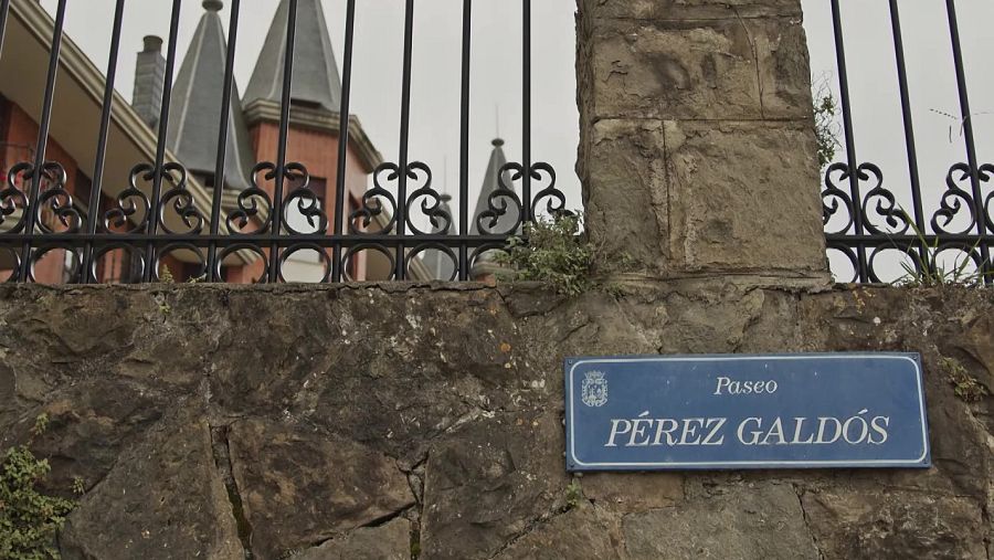 Cartel del paseo de Pérez Galdós en Santander