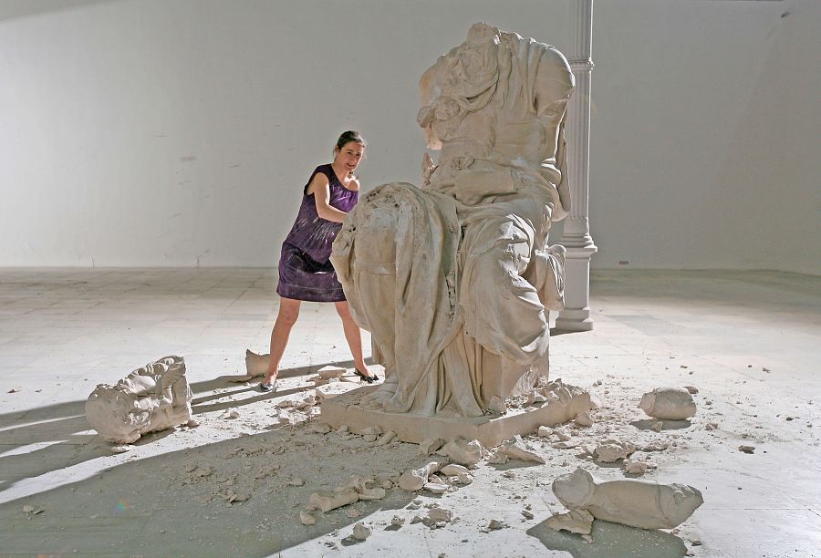 HABLA (Cristina Lucas, 2008)