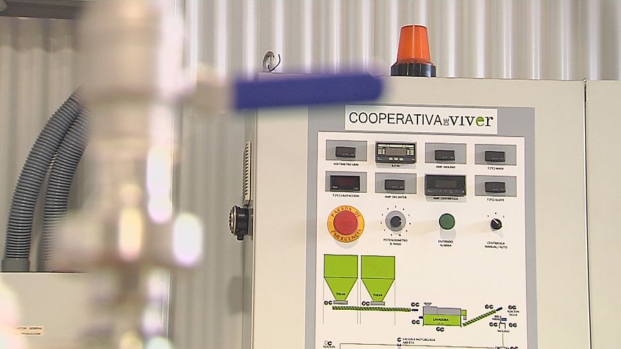 Depósitos de aceite en la cooperativa de Viver