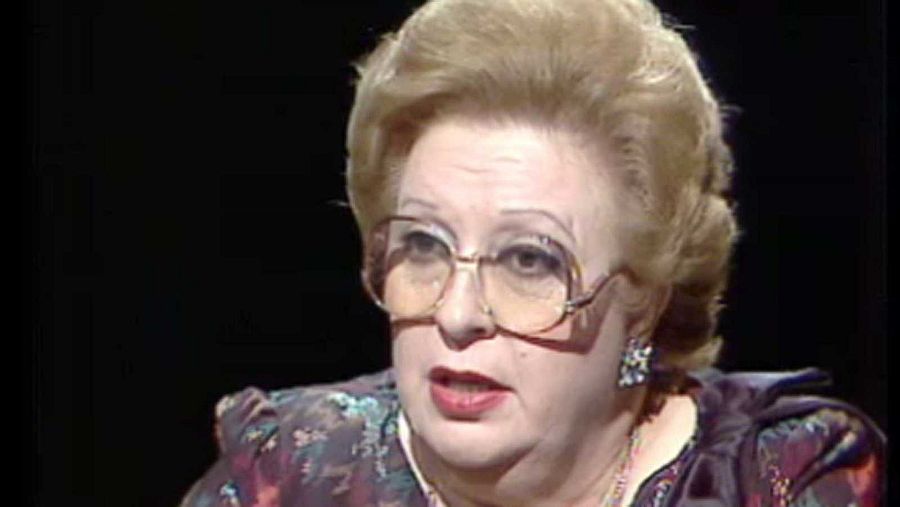 Florinda Chico en un estudio de televisión