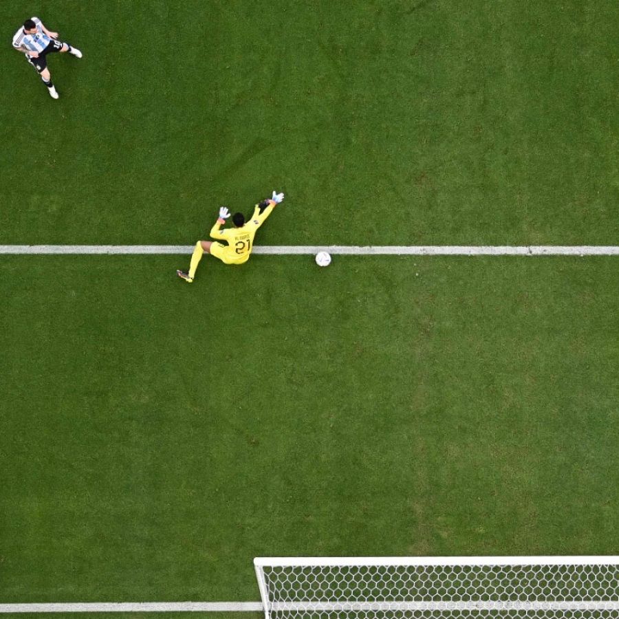 Argentina - Arabia, Mundial 2022:  Leo Messi marca un gol anulado por fuera de juego (minuto 22)