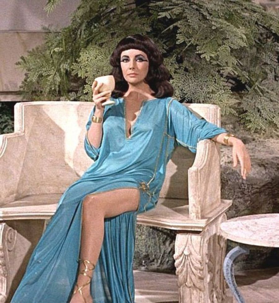 Elizabeth Taylor Cleopatra sueldo